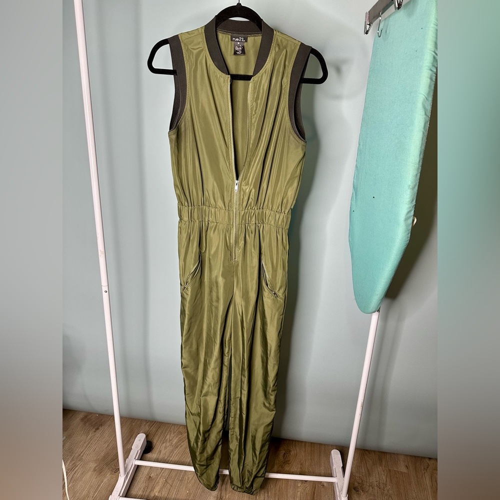 Rue21 Olive Green Sleeveless Flight Juit / Utility Jumpsuit Size M